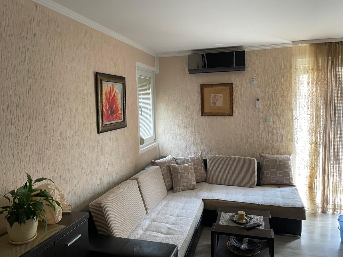 Studio Apartment For Rent In Budva Exterior foto