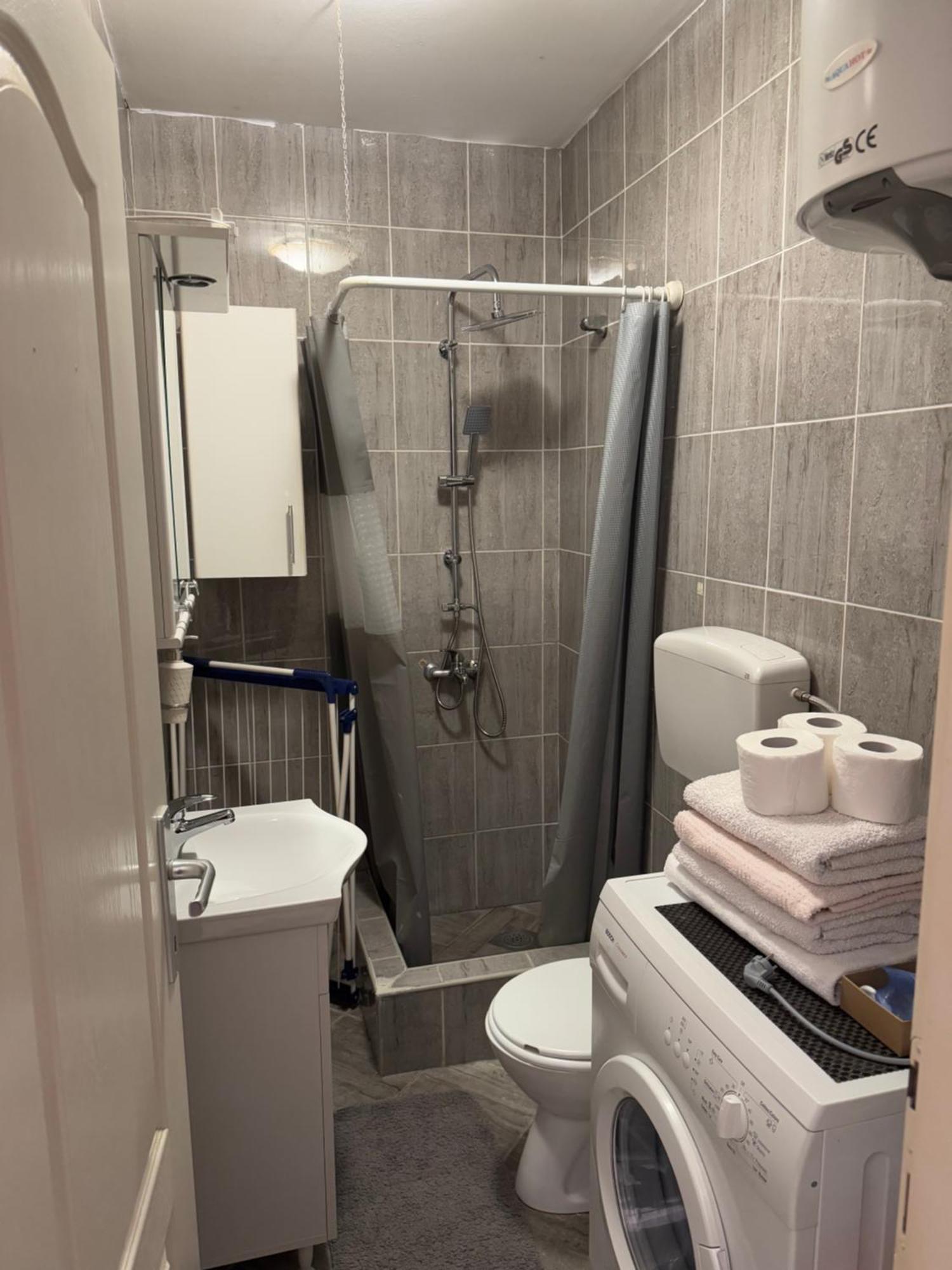 Studio Apartment For Rent In Budva Exterior foto